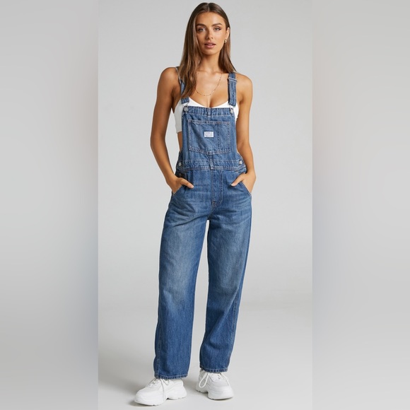 🎉LAST PIECE🎉 Levi's Vintage Overalls - On Hiatus